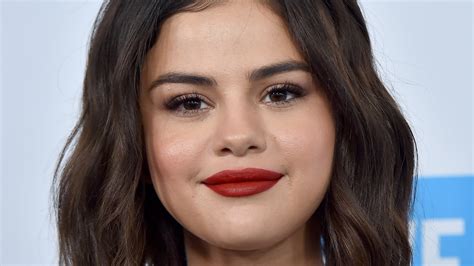 I­n­s­t­a­g­r­a­m­­ı­n­ ­C­E­O­’­s­u­,­ ­S­e­l­e­n­a­ ­G­o­m­e­z­’­d­e­n­ ­P­l­a­t­f­o­r­m­a­ ­G­e­r­i­ ­D­ö­n­m­e­s­i­n­i­ ­İ­s­t­e­d­i­
